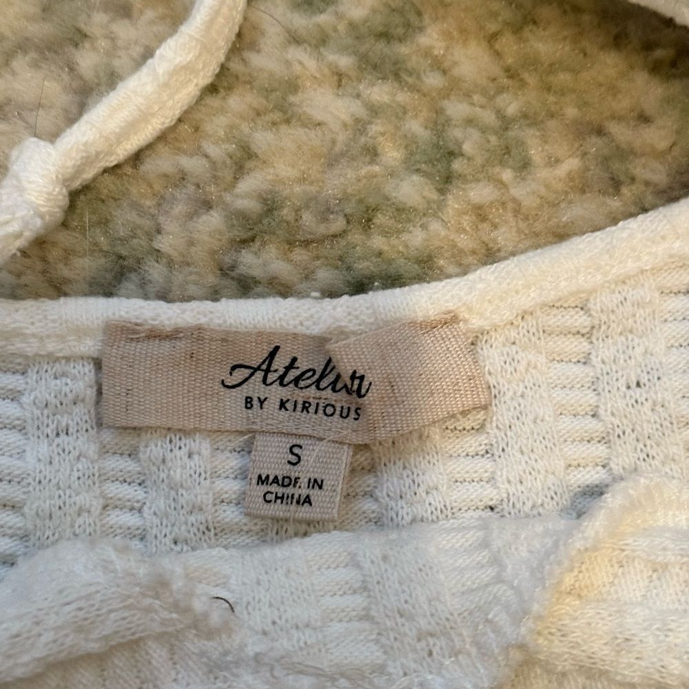 White Textured Knit Top - Picture 3 of 7